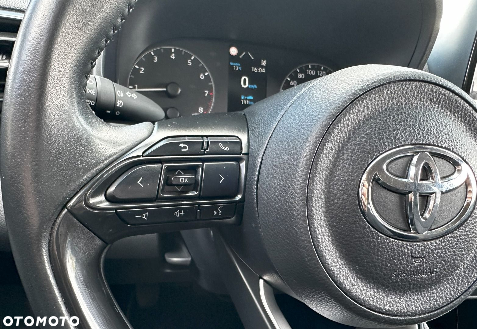 Toyota Yaris - 12