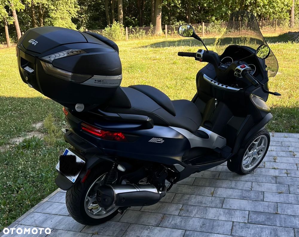 Piaggio MP-3 - 20