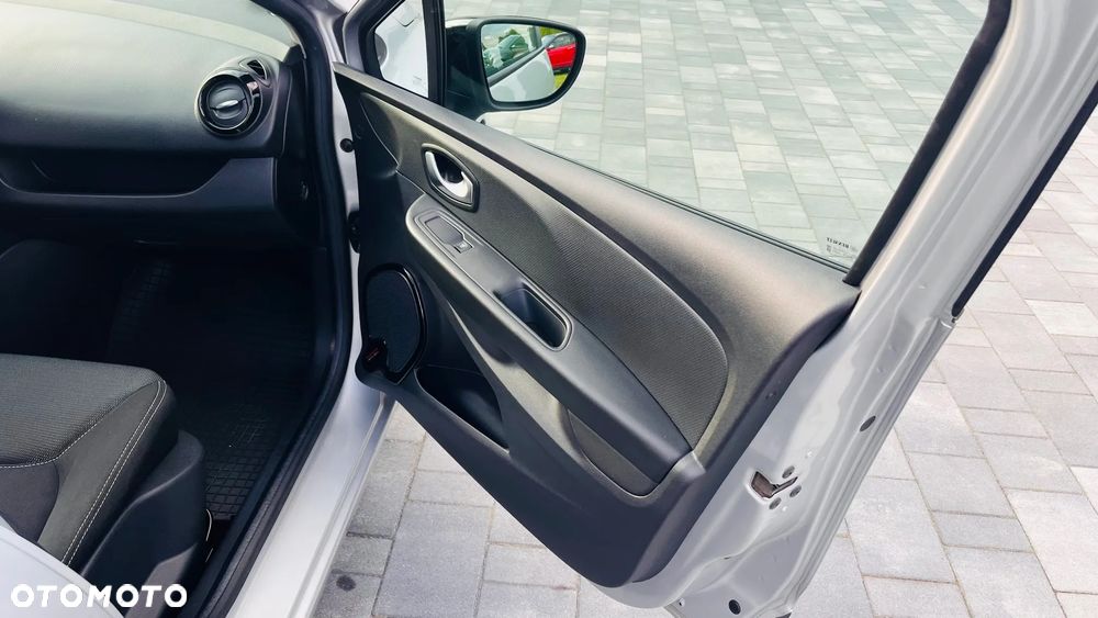 Renault Clio 0.9 Energy TCe Limited - 15