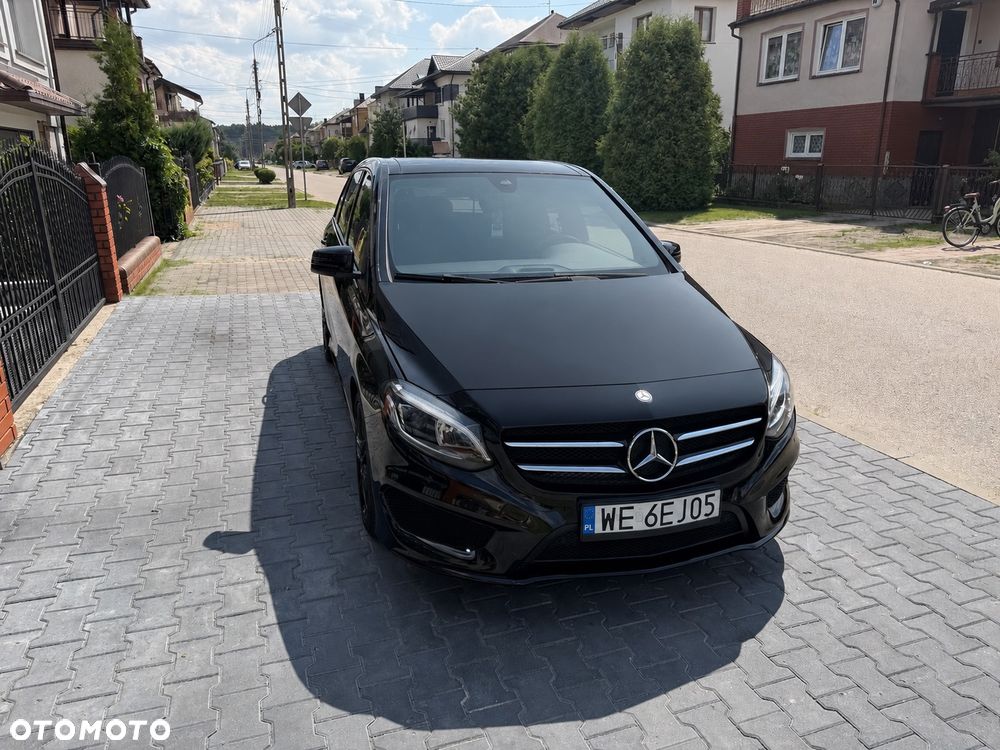 Mercedes-Benz Klasa B 180 7G-DCT AMG Line - 2