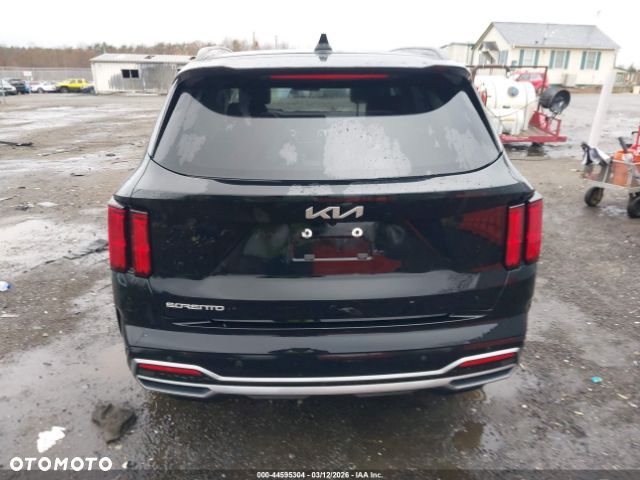 Kia Sorento - 6
