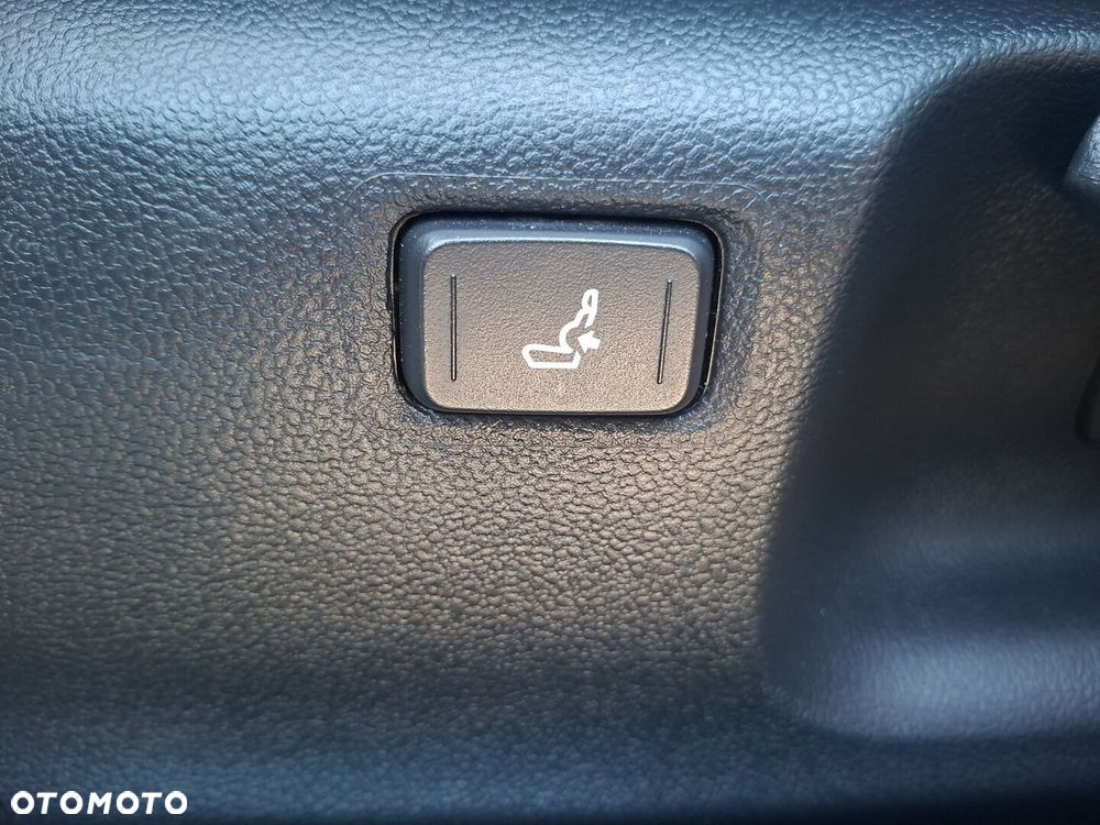 Toyota Corolla 1.8 Hybrid Comfort - 23