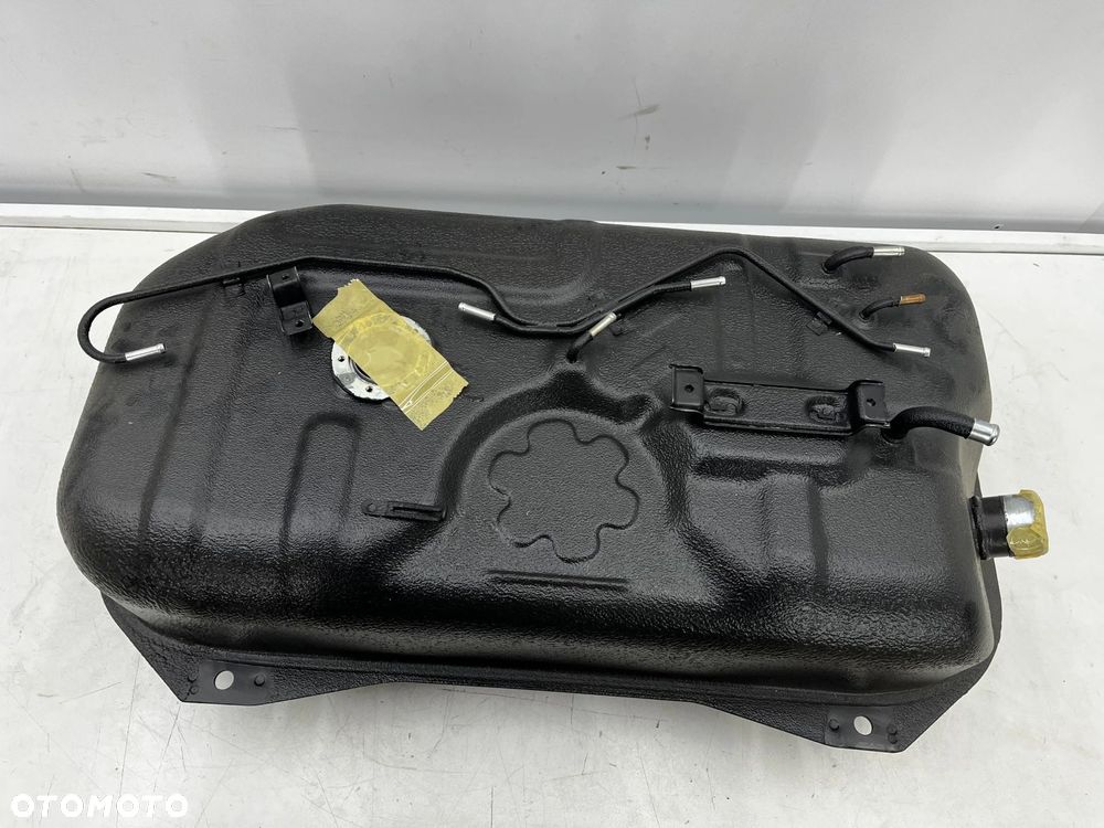 Zbiornik paliwa Suzuki Vitara 1 I 88-97r. BENZYNA bak nowy orginalny 89101-64a50 - 2