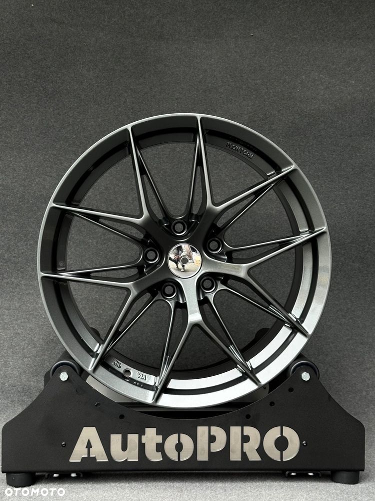 NOWE felgi 18 BMW  GRAFITOWE 5x120 8.5j ET35 F10 Z3 Z4 E46 X1 X3 E83 F25 X5 E90 F30 F32 F34 GT F01 F12 F20 E87 F22 E60 xDrive Opel Insignia JR44 JR21 Styling M Pakiet Forzza Vossen HF7 Japan Racing JR28 alufelgi - 2