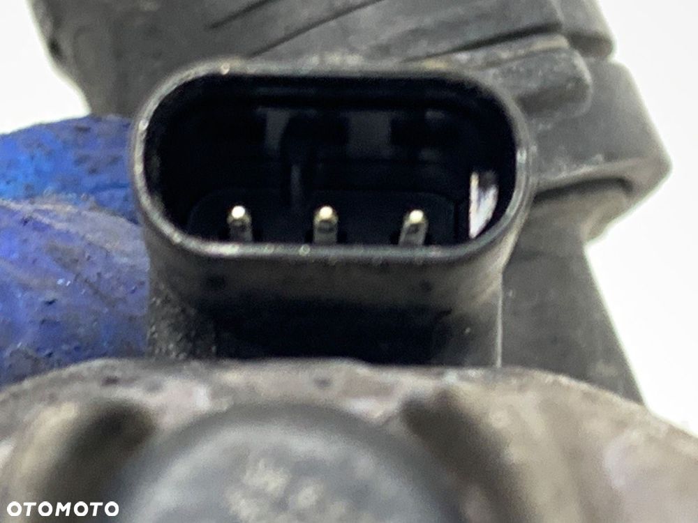 DODATKOWA POMPA WODY  BMW 5 (G30, F90) 2016 - 2022 530 e Plug-in-Hybrid 135 kW [184 KM] Hybryda - 3