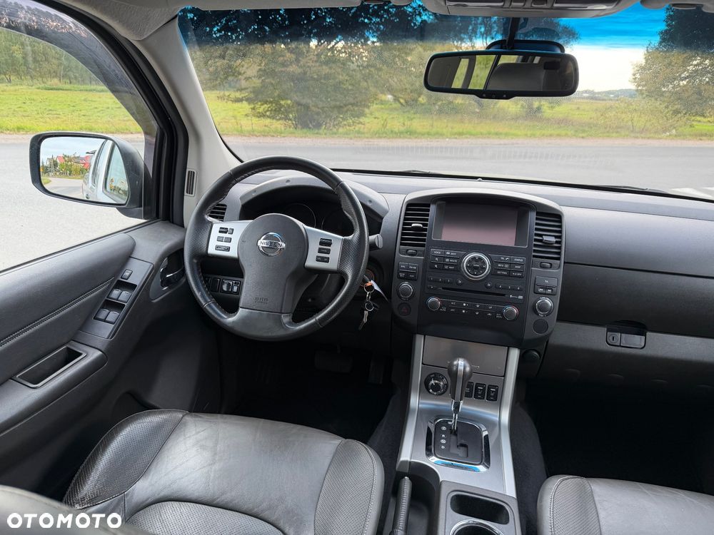 Nissan Navara - 31