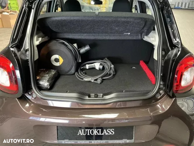 Smart Forfour 60 kW electric drive - 12