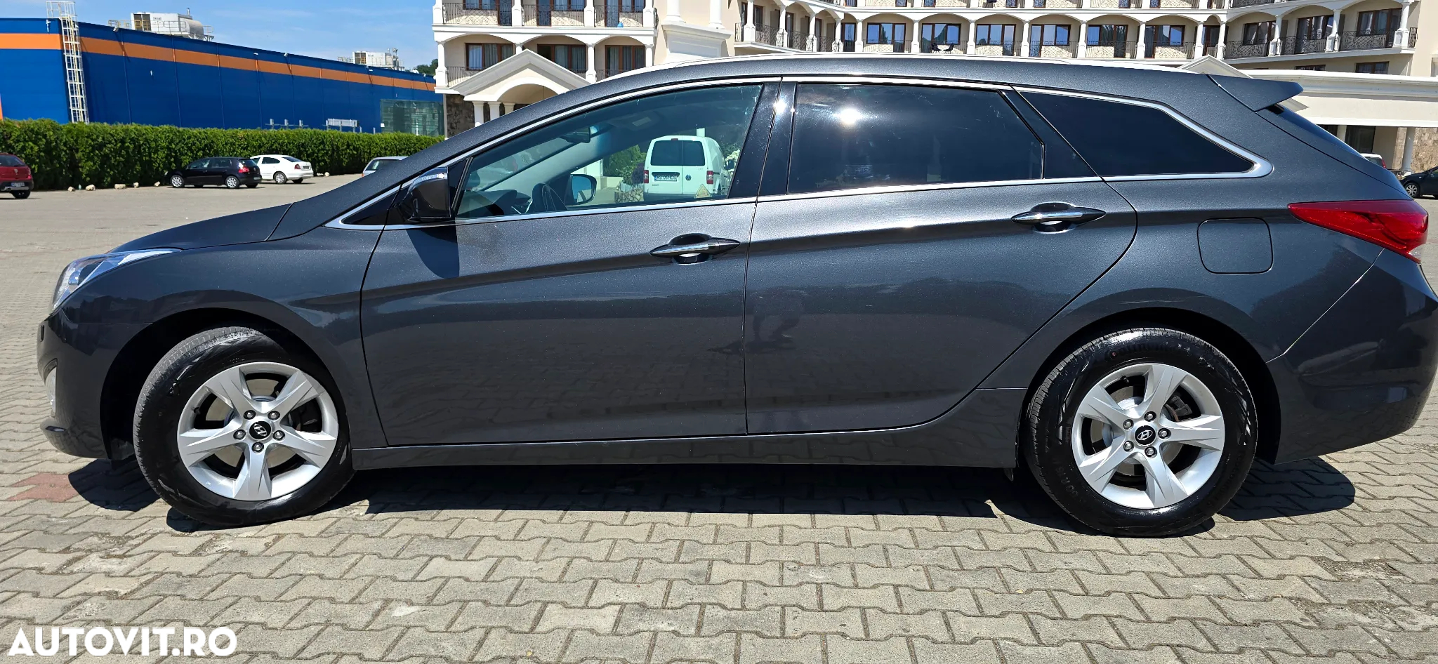 Hyundai i40 Kombi 1.7 CRDi DCT Premium - 2