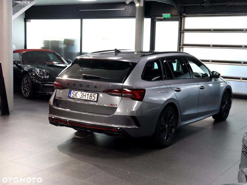 Skoda Octavia 2.0 TSI RS DSG - 5