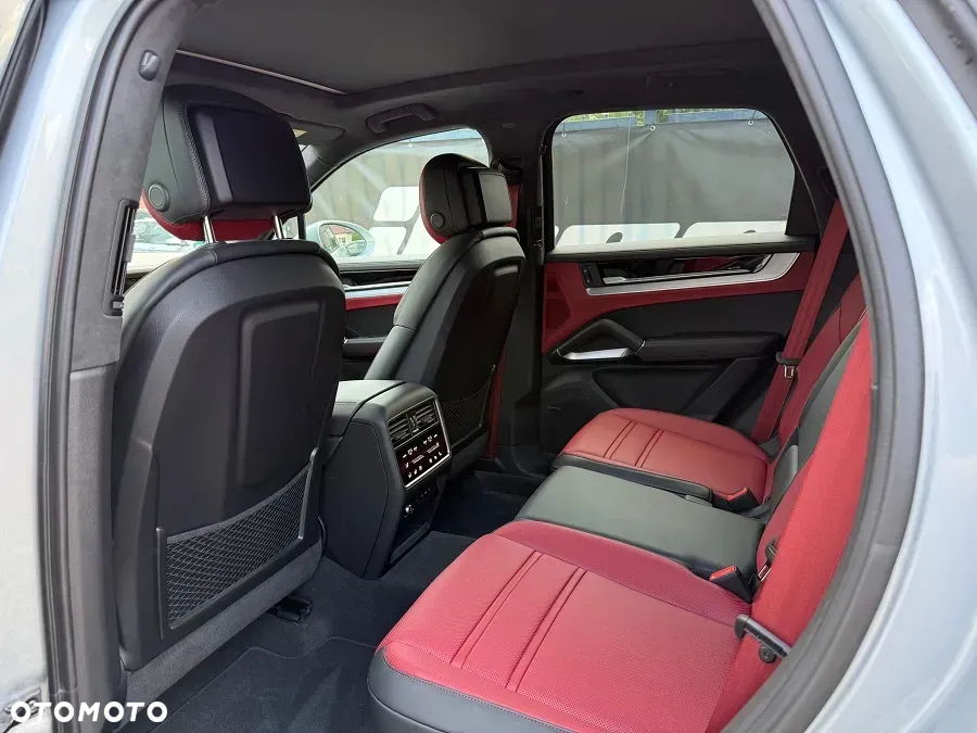 Porsche Cayenne Tiptronic S - 25