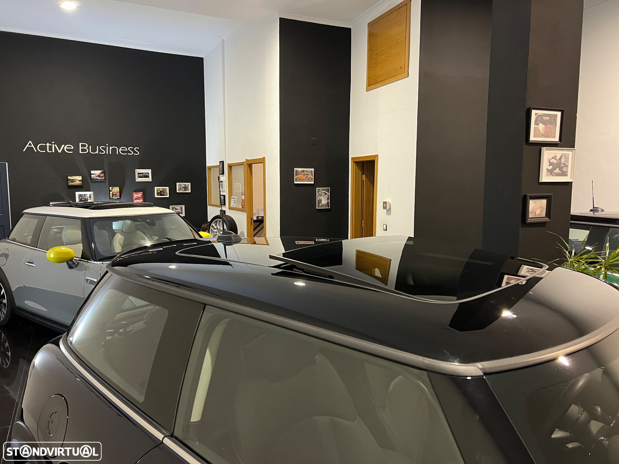 MINI 3 Portas Cooper SE Camden Edition - 29