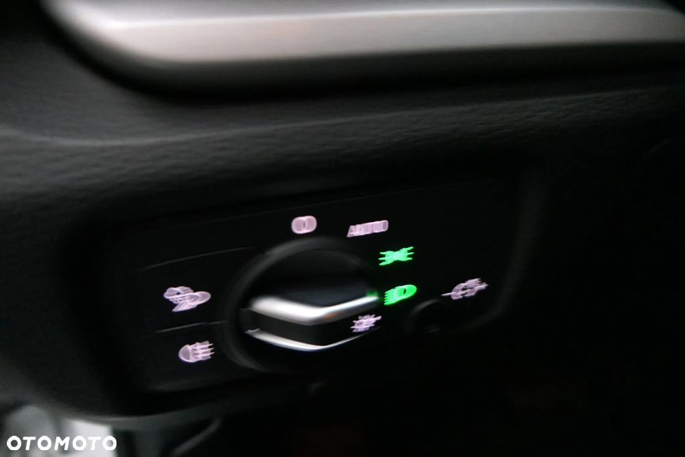Audi A3 Limousine 1.6 TDI S tronic design - 25