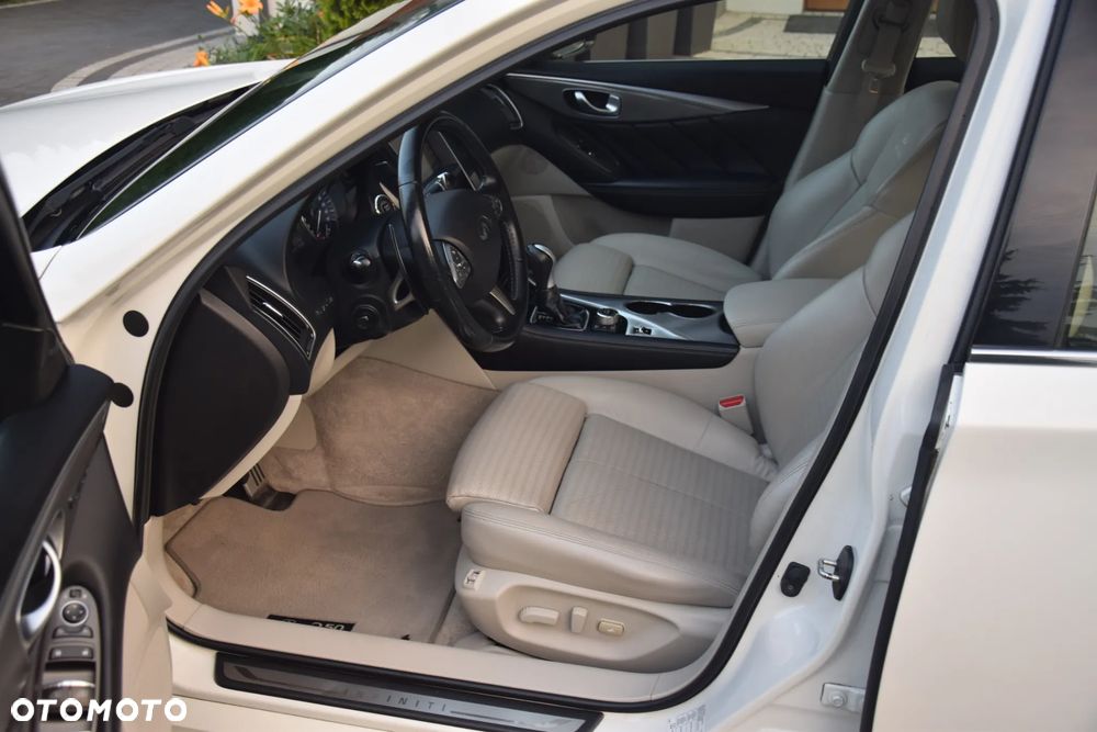 Infiniti Q50 Q50S Hybrid AWD Sport Tech - 7