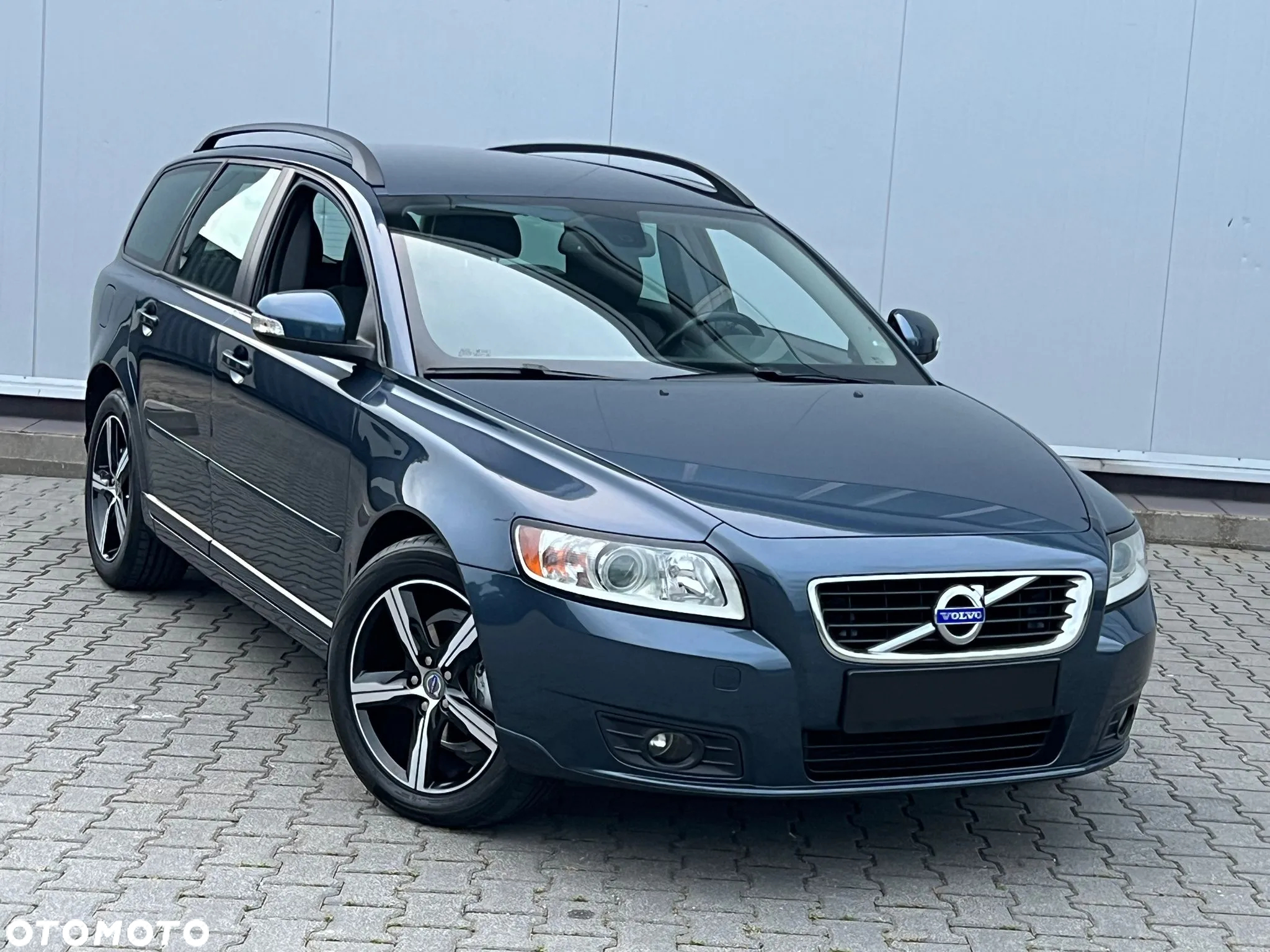 Volvo V50 - 11