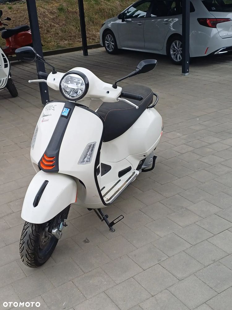 Vespa GTS - 3