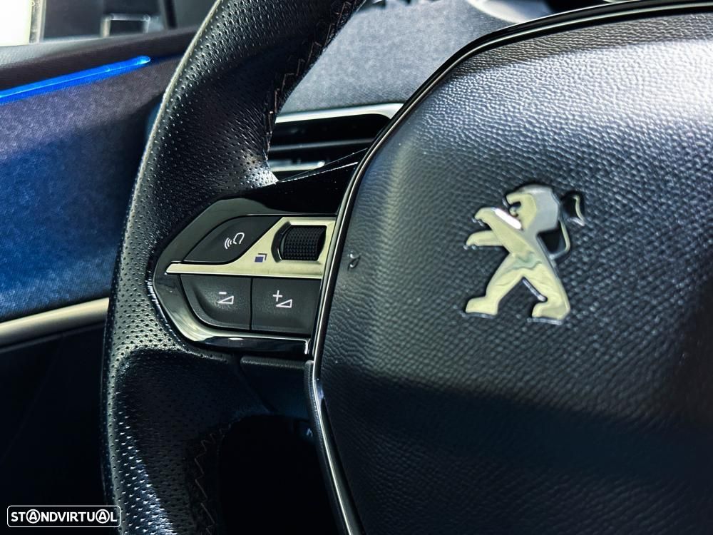Peugeot 3008 1.6 PureTech GT EAT8 - 41