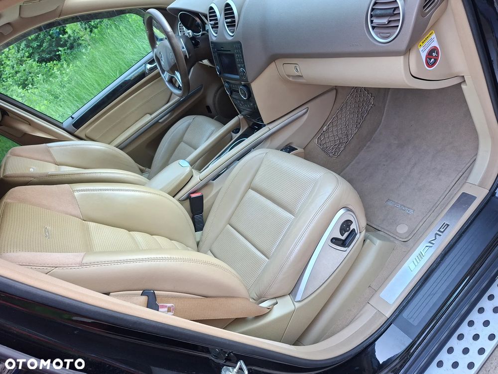 Mercedes-Benz ML - 7