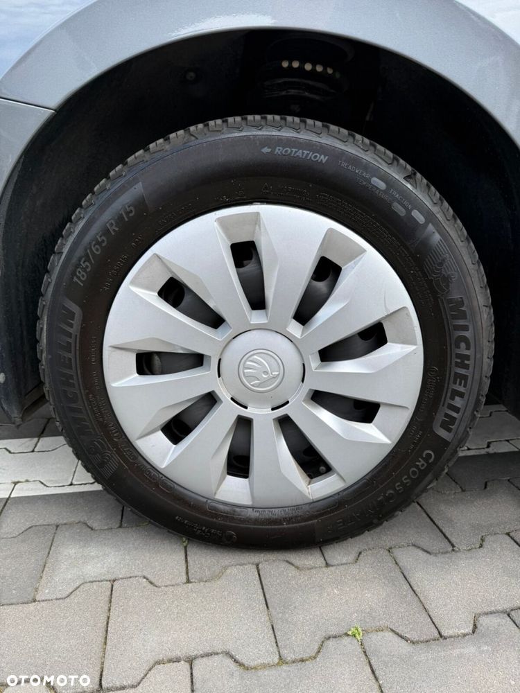Skoda Fabia 1.0 TSI Selection DSG - 25