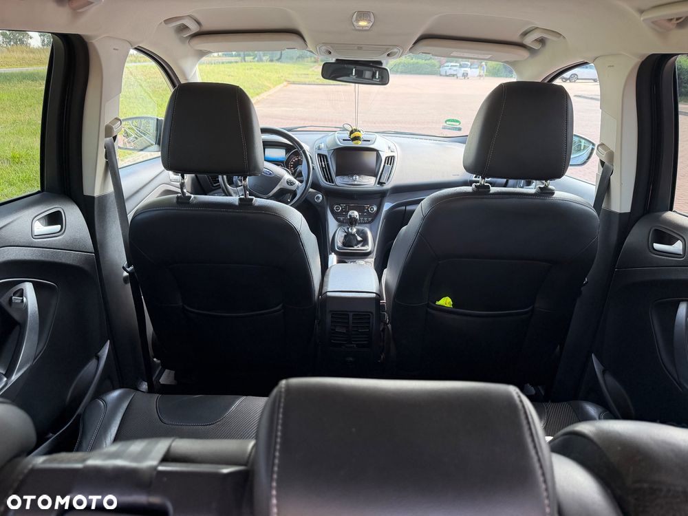 Ford Kuga 2.0 TDCi FWD Titanium - 11