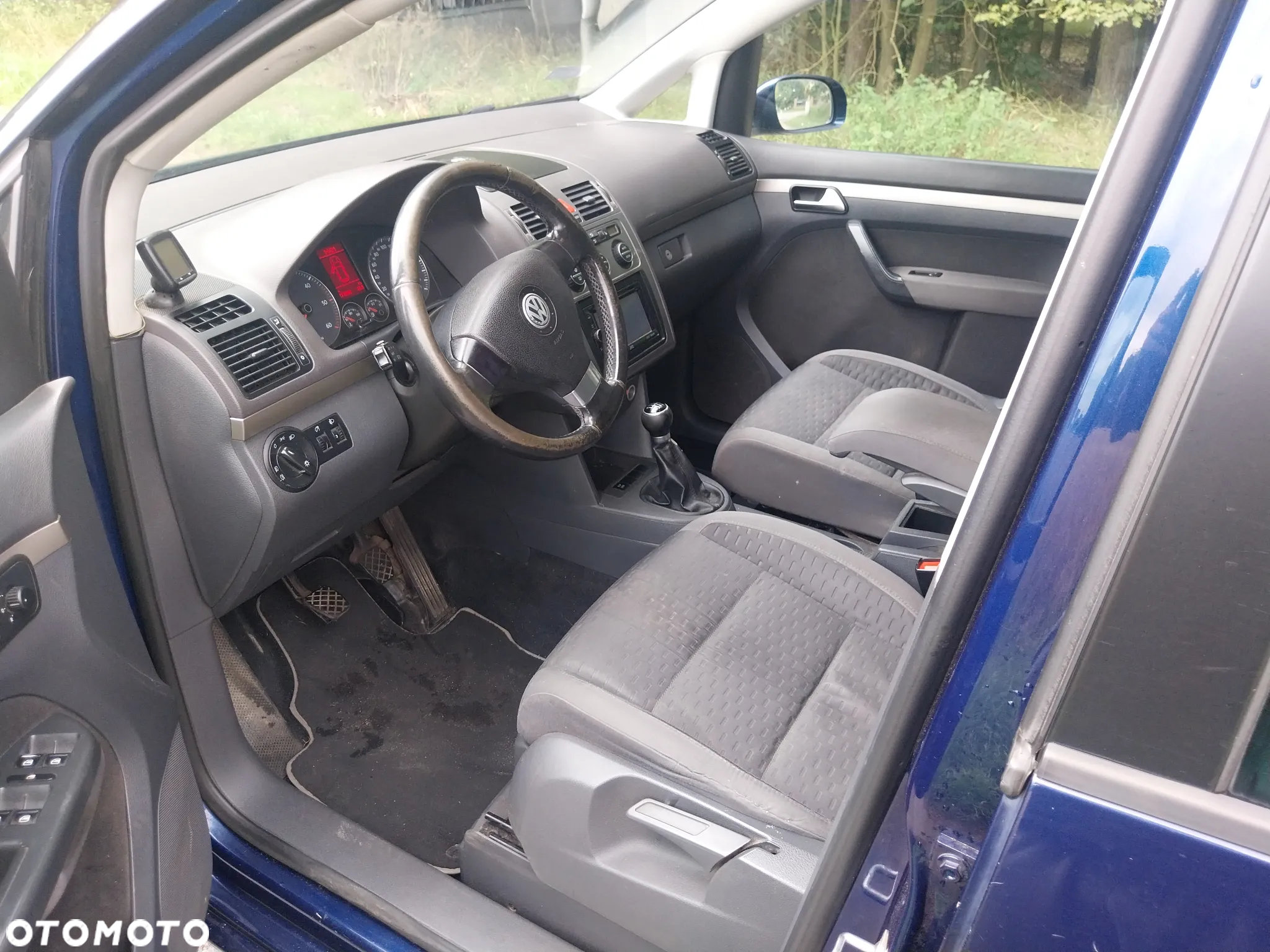 Volkswagen Touran - 6