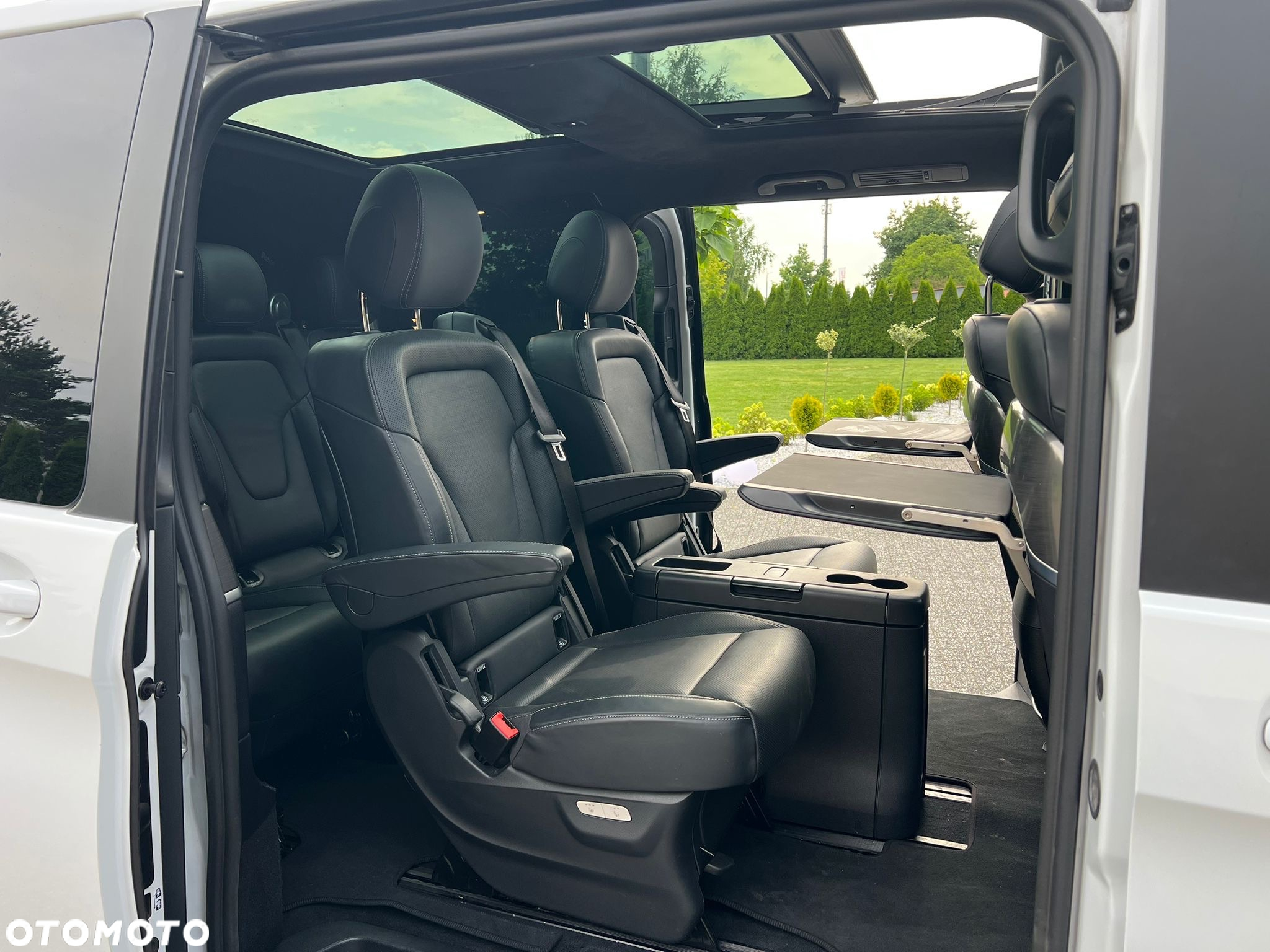 Mercedes-Benz Klasa V 300 d 4-Matic Exclusive 9G-Tronic (d³ugi) - 15