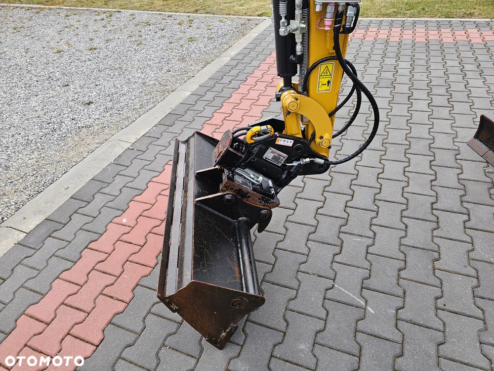 Caterpillar 301.8 05A - 25