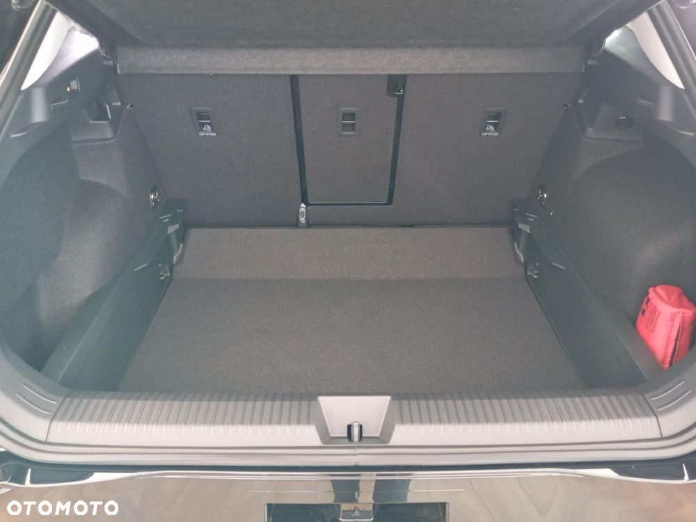 Volkswagen T-Roc - 18