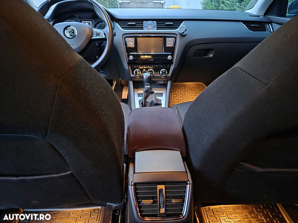 Skoda Octavia 1.4 TSI Style - 5