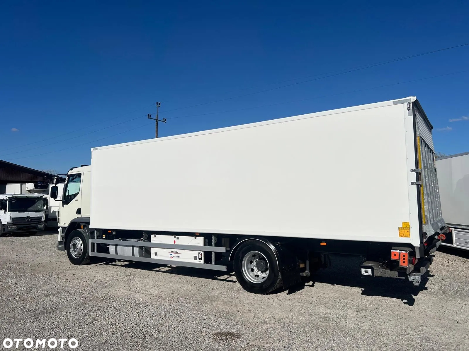 DAF LF 290 / Chłodnia / Euro 6 / Winda / - 17