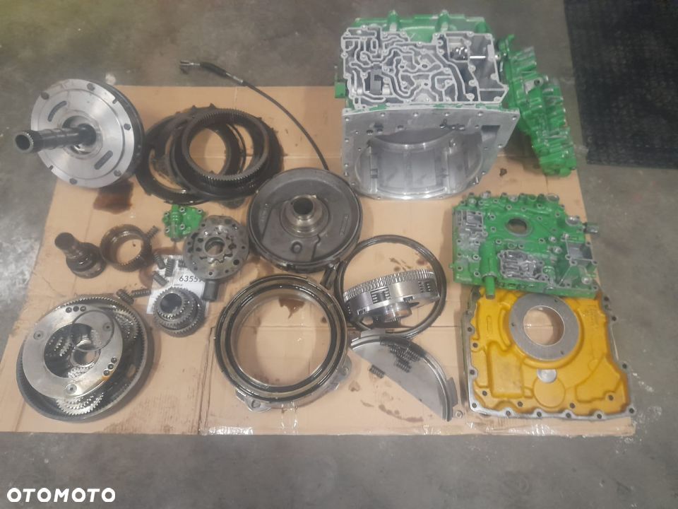 John Deere 6300 6400 Skrzynia Power Quad 6200 6100 kosz wałek obudowa - 1