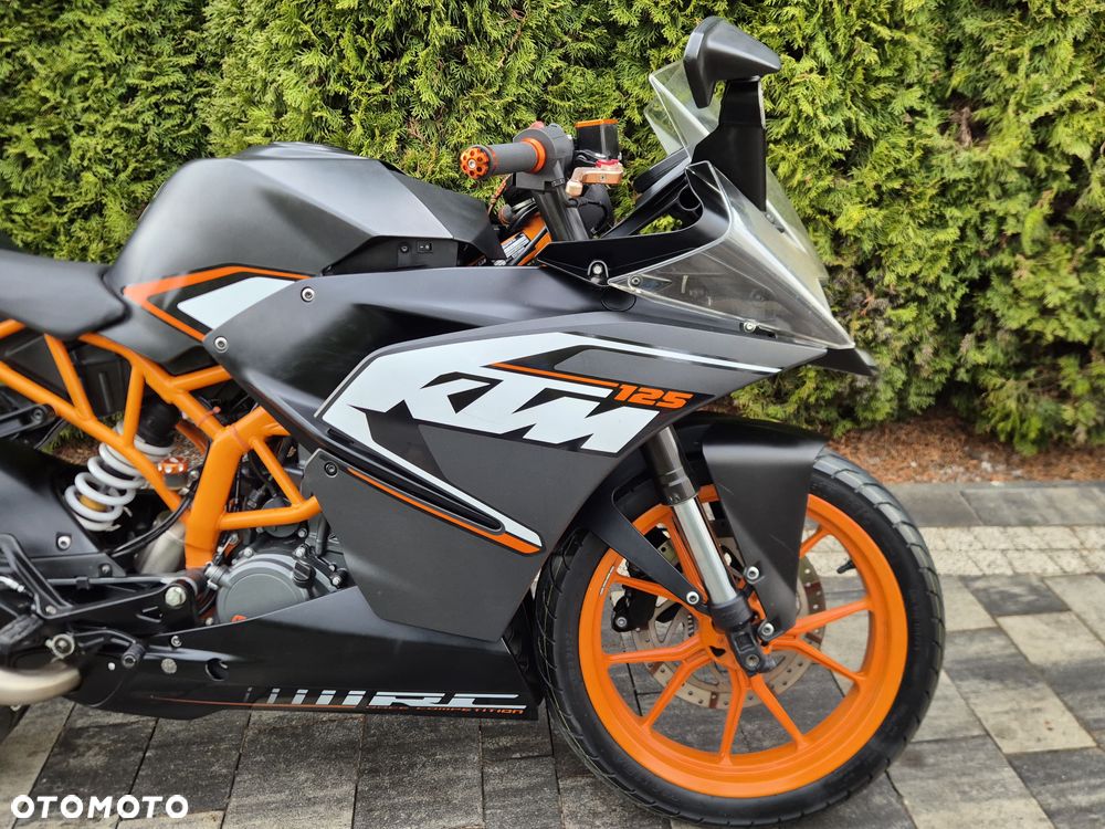 KTM RC 125 - 8