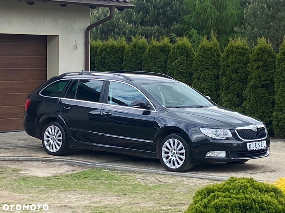 Skoda Superb 2.0 TDI DSG Exclusive - 3