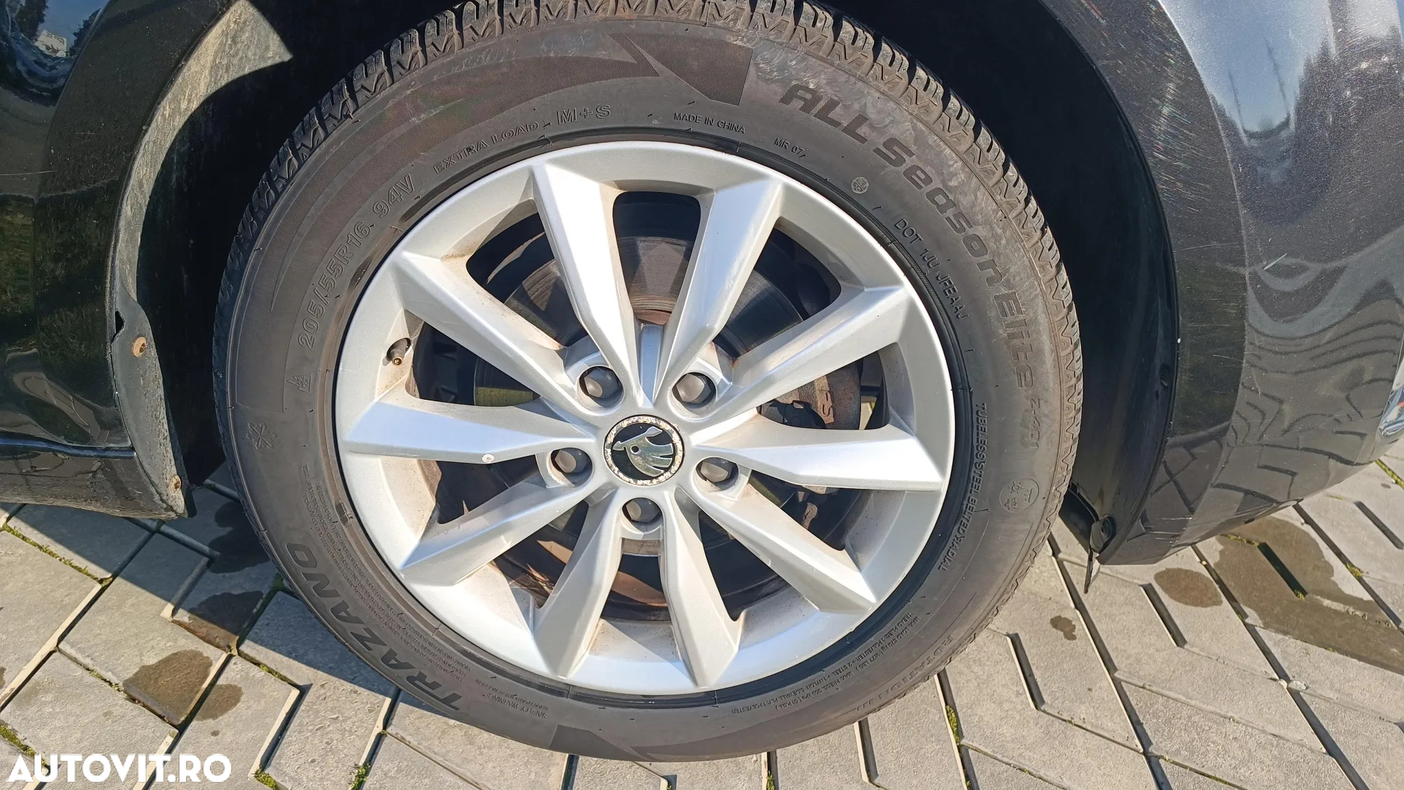 Skoda Octavia 1.6 TDI DSG Ambition - 4