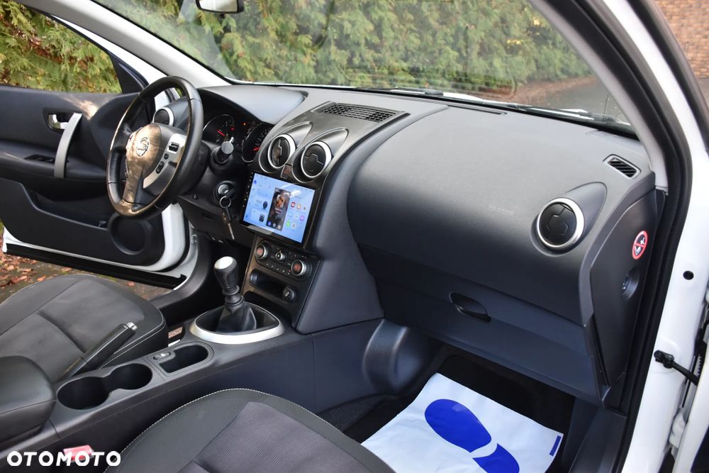 Nissan Qashqai - 10