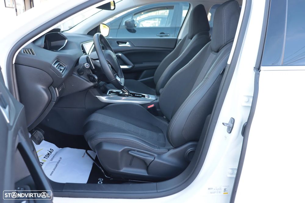 Peugeot 308 1.2 PureTech Allure Pack EAT8 - 10