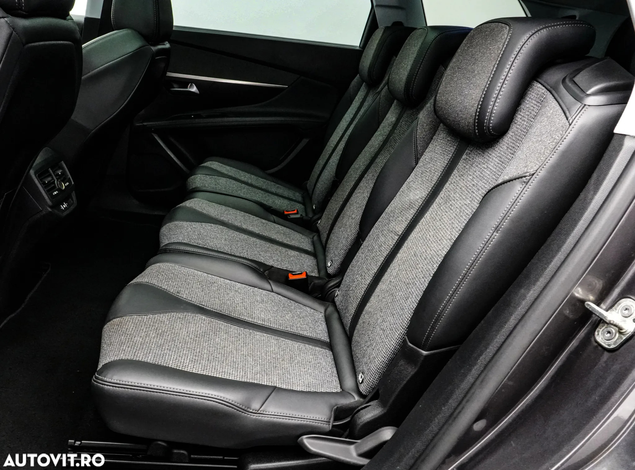 Peugeot 5008 1.2 Puretech Turbo s&s Allure - 17