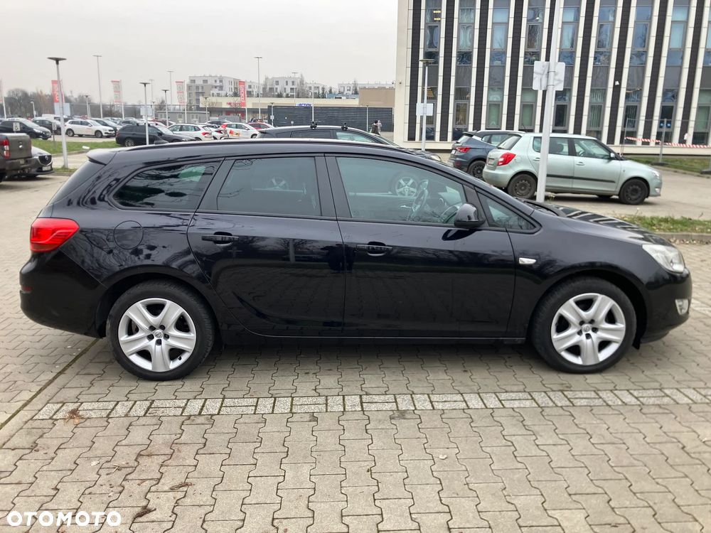 Opel Astra - 4