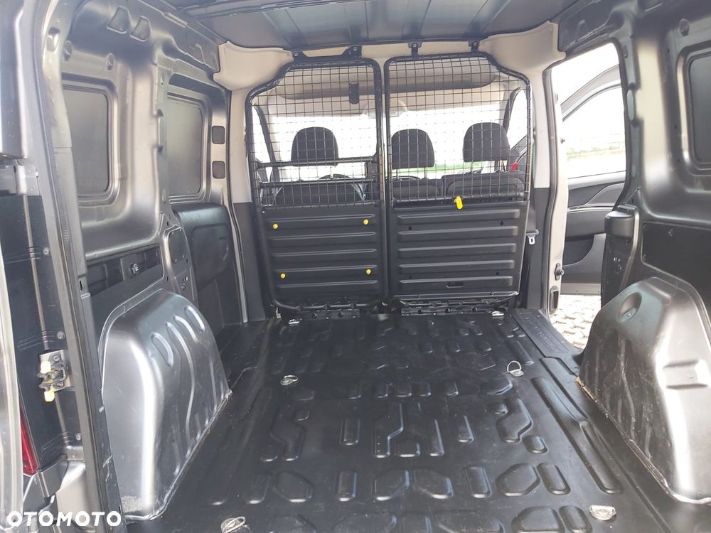 Fiat Doblo - 16