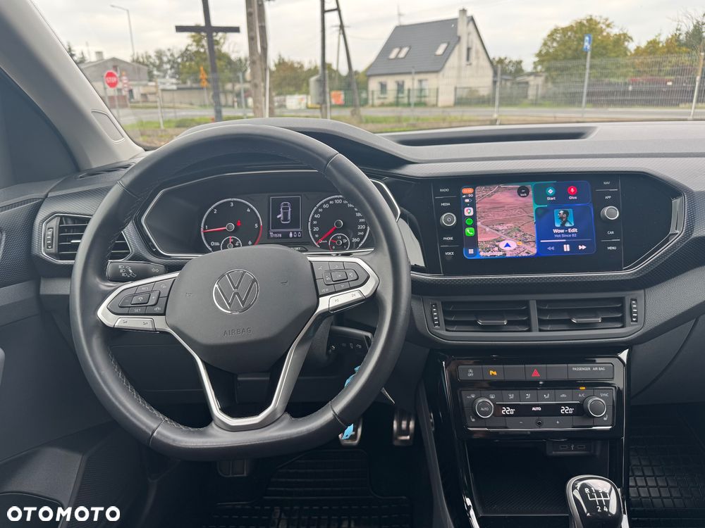 Volkswagen T-Cross - 14