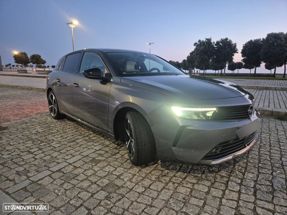 Opel Astra 1.2 T Elegance - 5