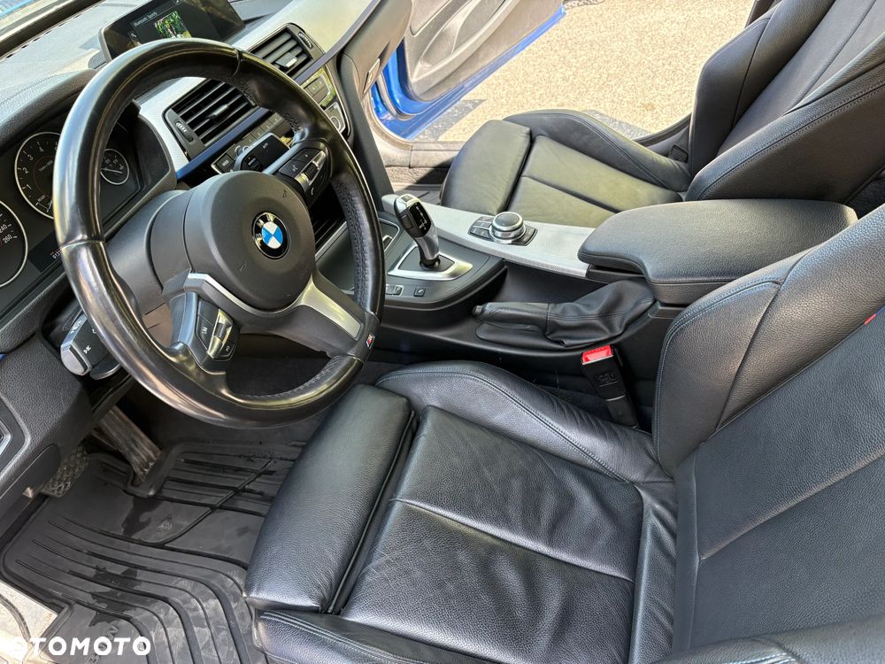 BMW 3GT 320i M Sport - 29