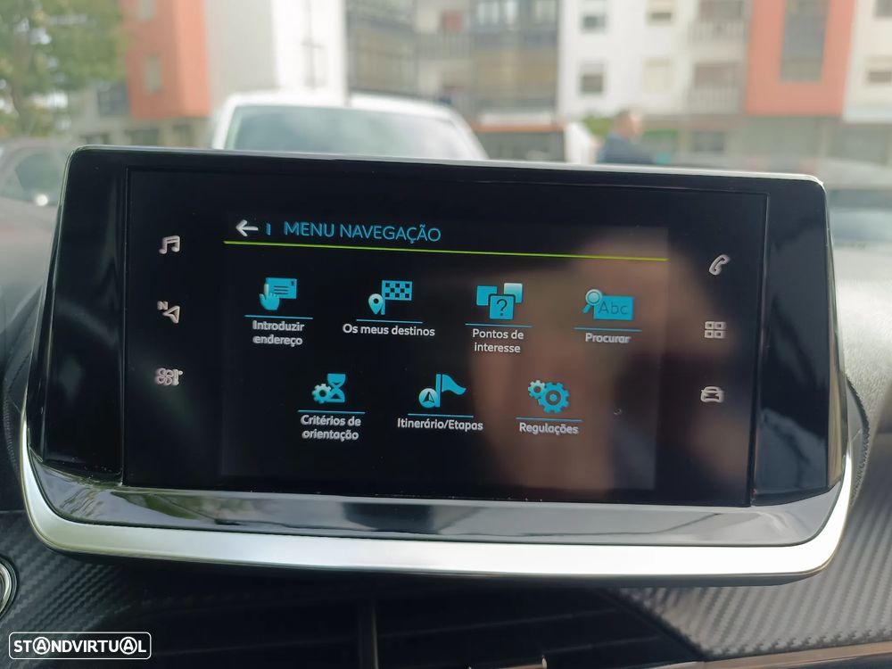 Peugeot e-208 Allure - 35