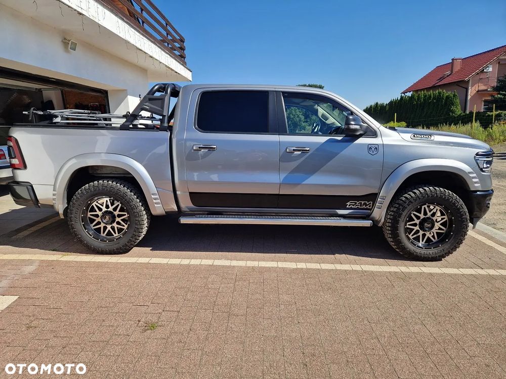 RAM 1500 Crew Cab Shortbed Bighorn - 2