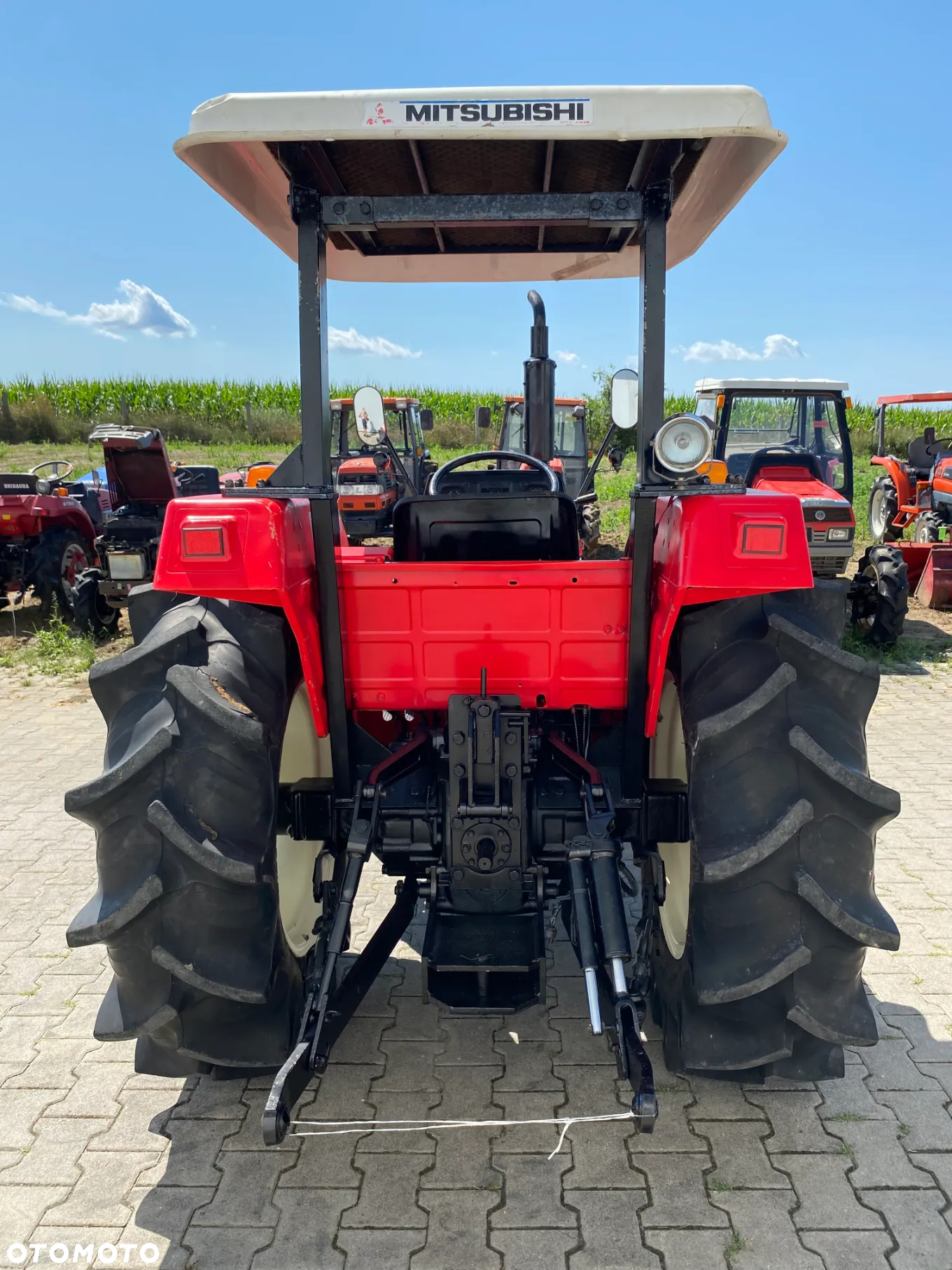 Mitsubishi MT28 - 8