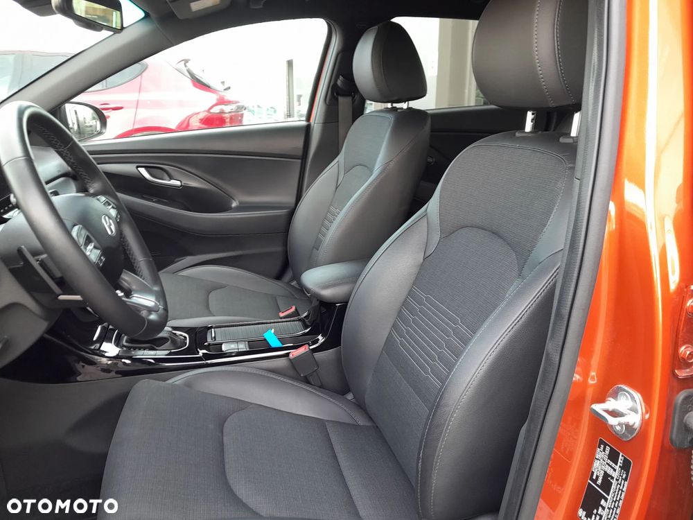 Hyundai i30 1.0 T-GDI Smart DCT - 11