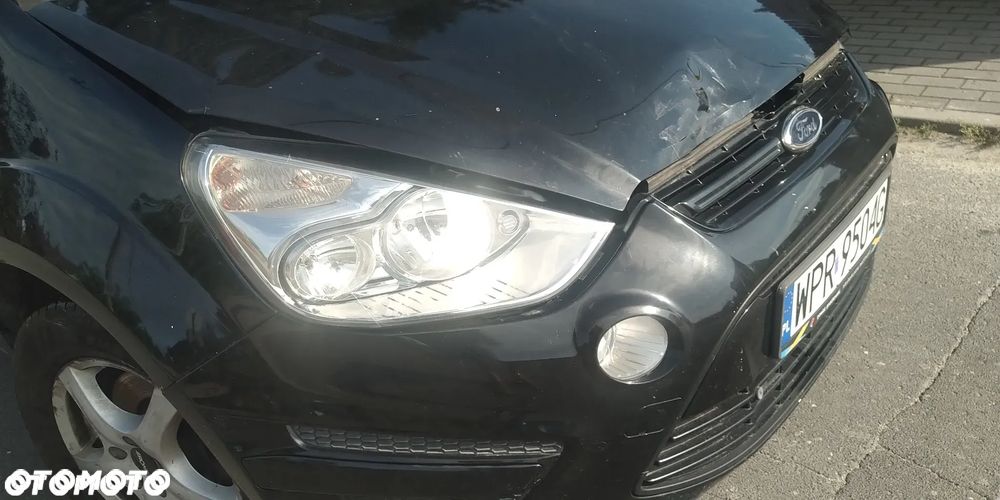Ford S-Max - 9