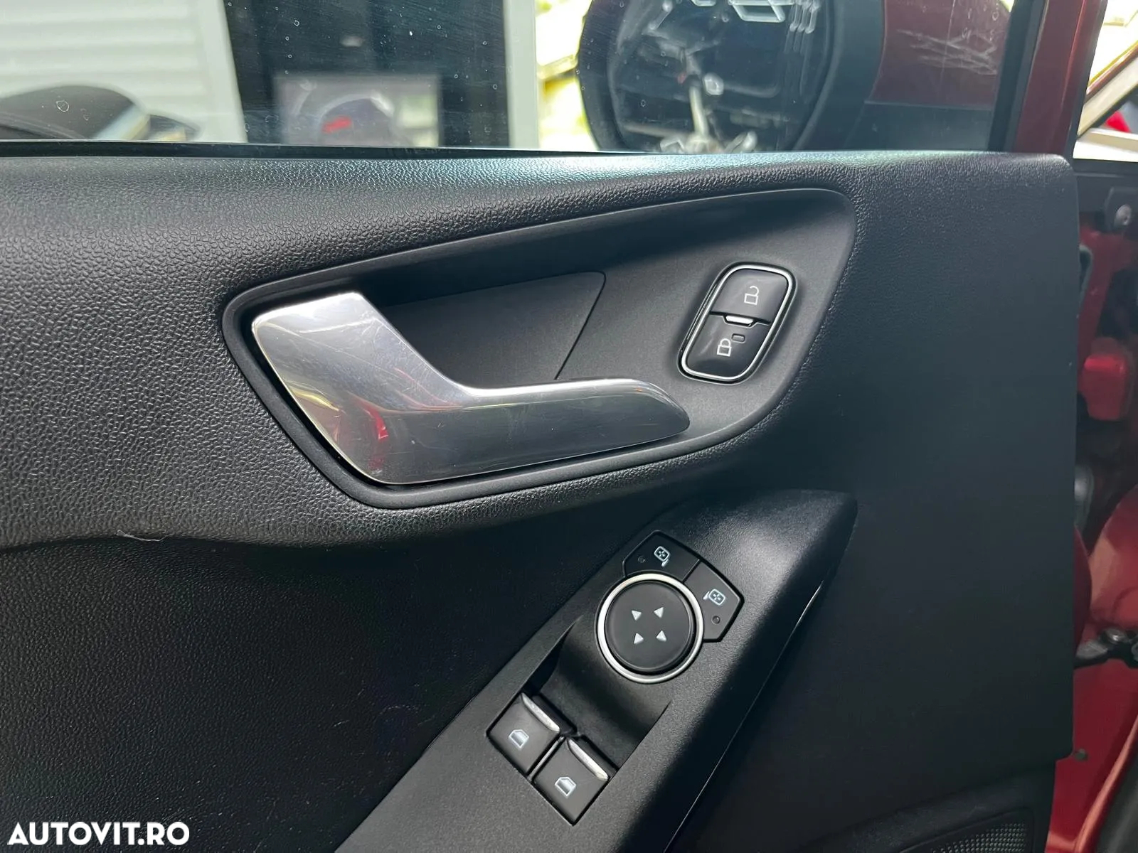 Ford Fiesta 1.0 EcoBoost Powershift Trend - 24