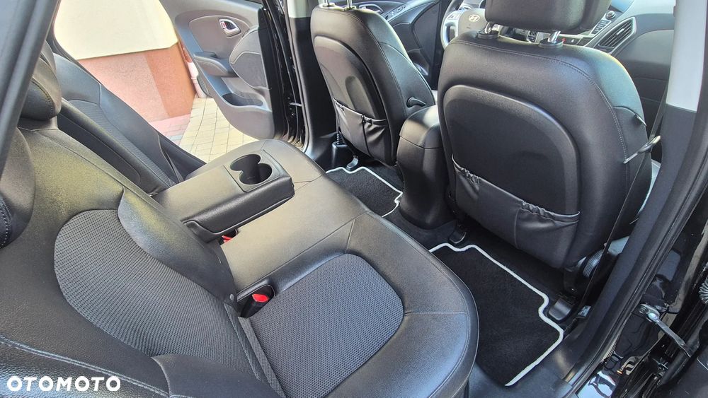 Hyundai ix35 1.7 CRDi 2WD Fifa World Cup Edition - 26