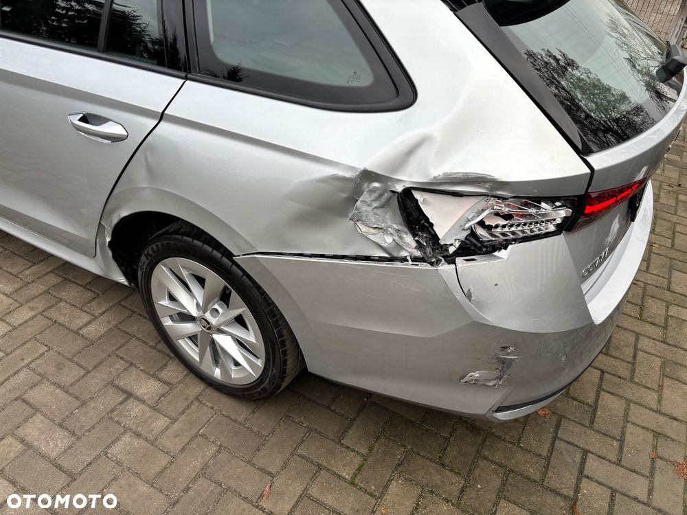 Skoda Octavia 2.0 TDI DSG Ambition - 9