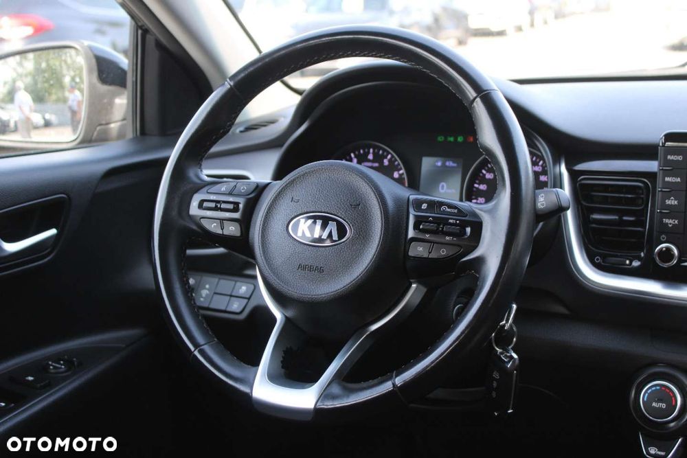 Kia Stonic - 26